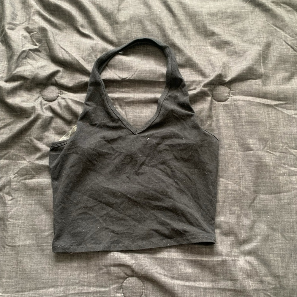 Black cropped halter top